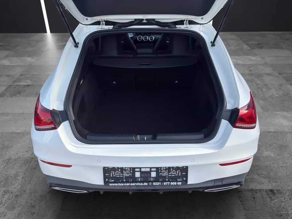 Mercedes-Benz CLA 180 Shooting Brake AMG Line Panodach Navi Di 12/2019-photo-10