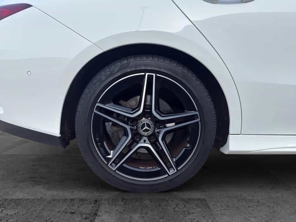 Mercedes-Benz CLA 180 Shooting Brake AMG Line Panodach Navi Di 12/2019-photo-29
