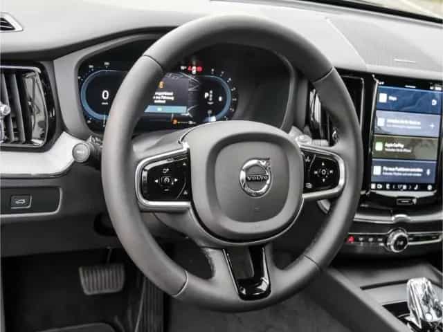 Volvo XC60 Plus Dark B4 Benzin StandHZG  BLIS Leder Me 11/2023-photo-12