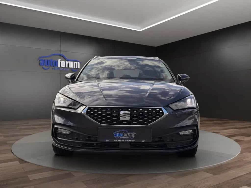 Seat Leon ST Xcellence DSG°ACC°LED°KAMERA°KEYLESS°SHZ 12/2020-photo-1