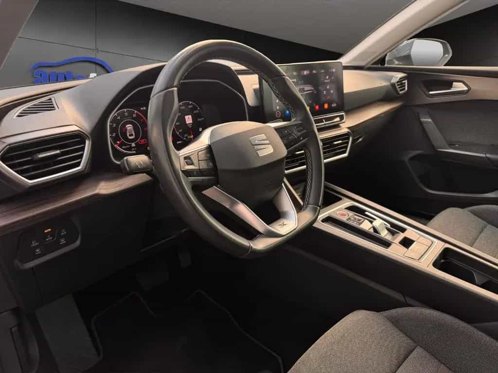 Seat Leon ST Xcellence DSG°ACC°LED°KAMERA°KEYLESS°SHZ 12/2020-photo-13