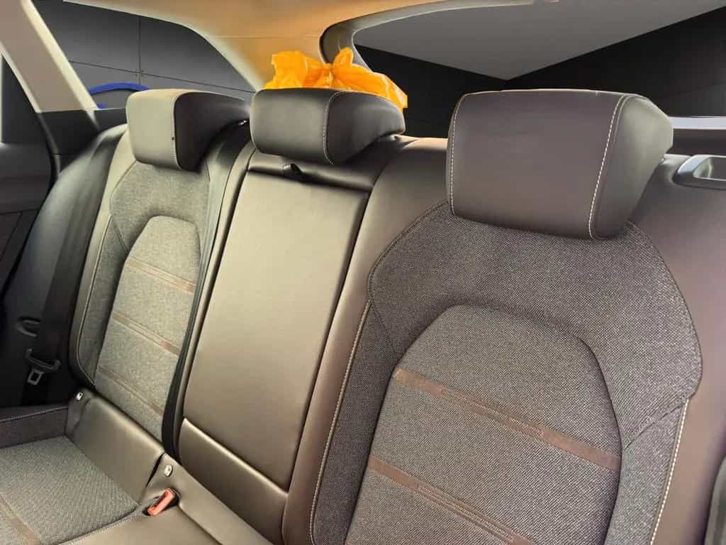 Seat Leon ST Xcellence DSG°ACC°LED°KAMERA°KEYLESS°SHZ 12/2020-photo-17