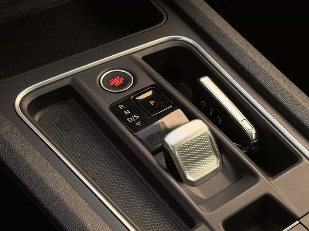 Seat Leon ST Xcellence DSG°ACC°LED°KAMERA°KEYLESS°SHZ 12/2020-photo-23