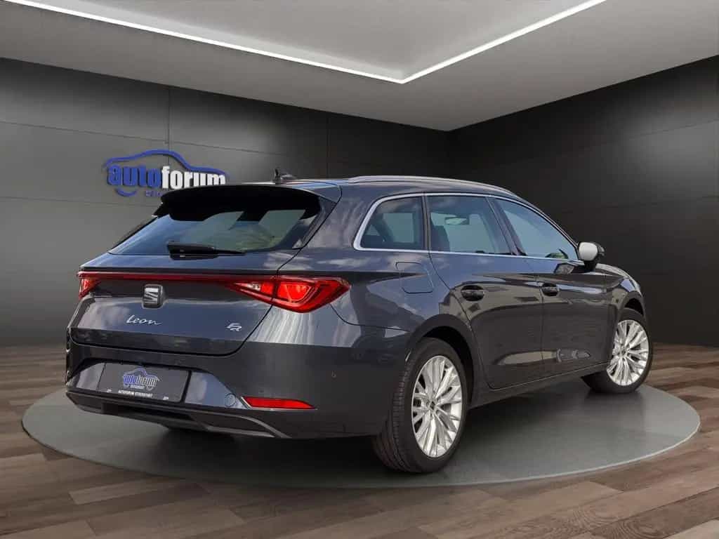 Seat Leon ST Xcellence DSG°ACC°LED°KAMERA°KEYLESS°SHZ 12/2020-photo-6