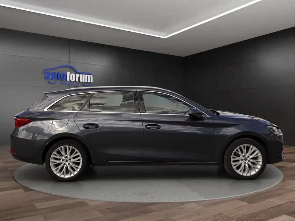 Seat Leon ST Xcellence DSG°ACC°LED°KAMERA°KEYLESS°SHZ 12/2020-photo-7