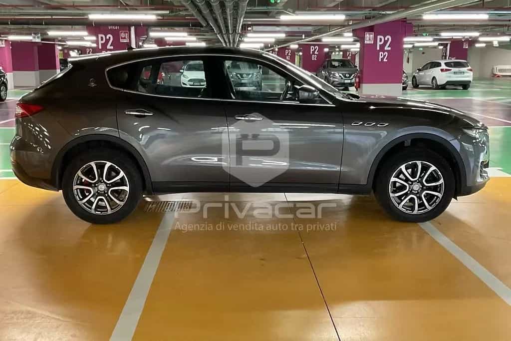 Maserati Levante MASERATI Levante V6 Diesel AWD 07/2017-photo-3