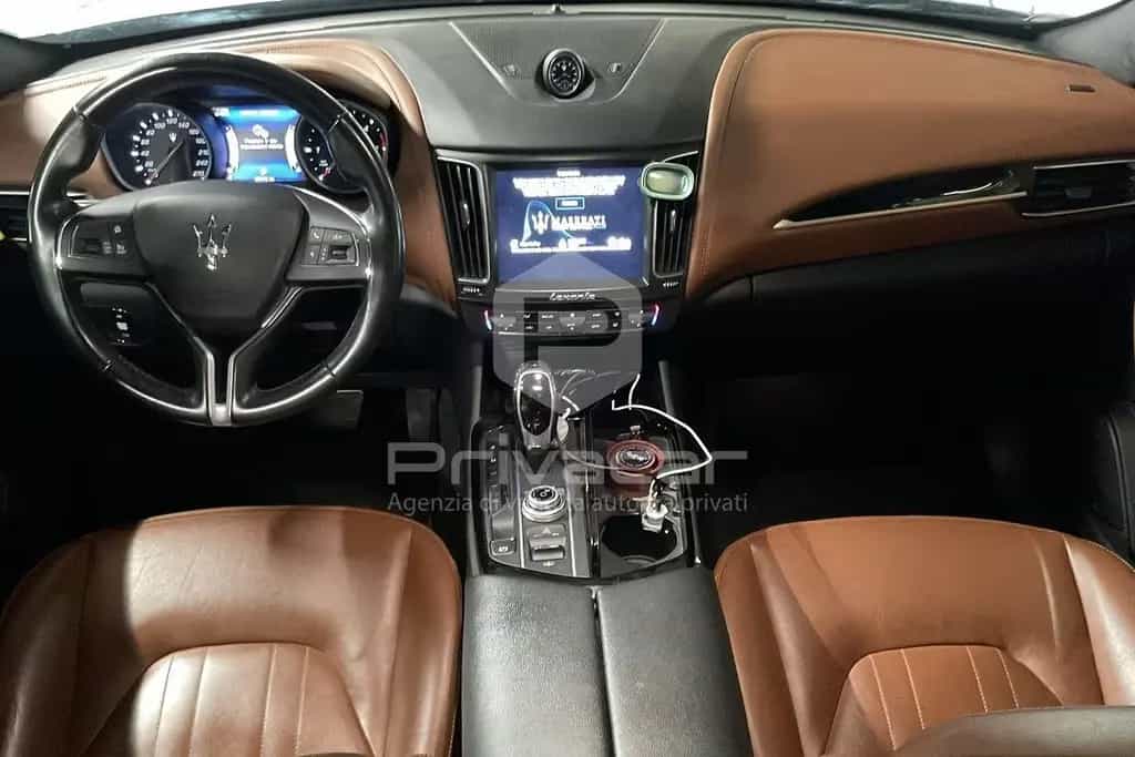 Maserati Levante MASERATI Levante V6 Diesel AWD 07/2017-photo-9