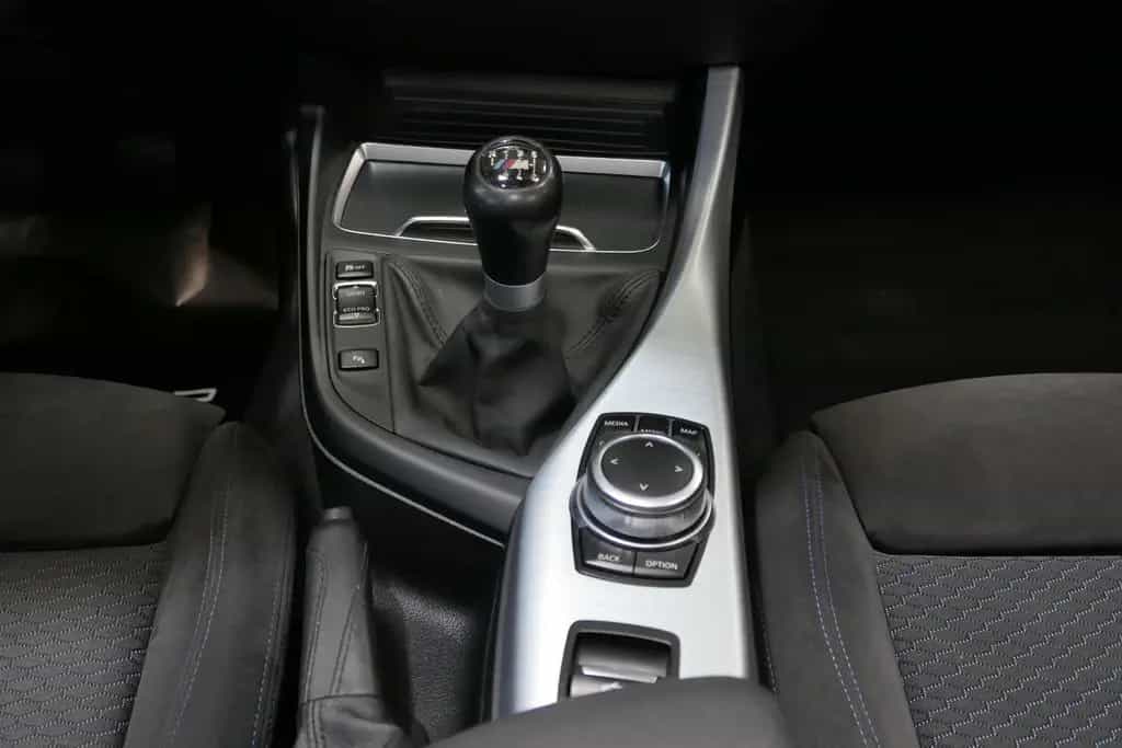 BMW 2 Series 218 d M Sport *Navi*Leder*H&K*LED*AHK*LM18* 04/2018-photo-23