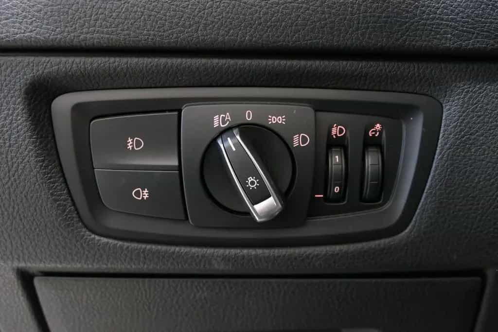 BMW 2 Series 218 d M Sport *Navi*Leder*H&K*LED*AHK*LM18* 04/2018-photo-29