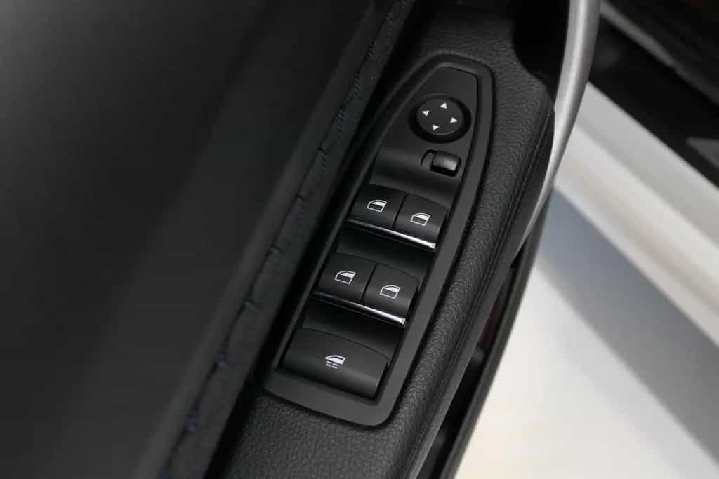 BMW 2 Series 218 d M Sport *Navi*Leder*H&K*LED*AHK*LM18* 04/2018-photo-32