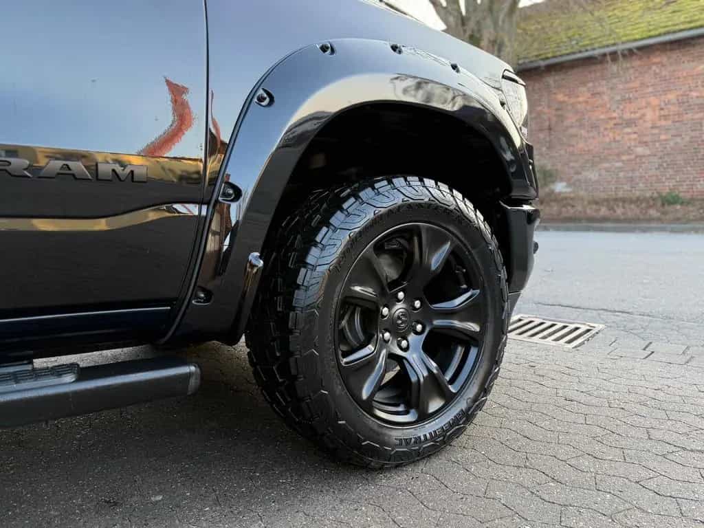 Dodge RAM SPORT*ROLLBAR*OFFROAD*LIFT*AHK*NAVI*4X4*GARANTIE 12/2019-photo-18