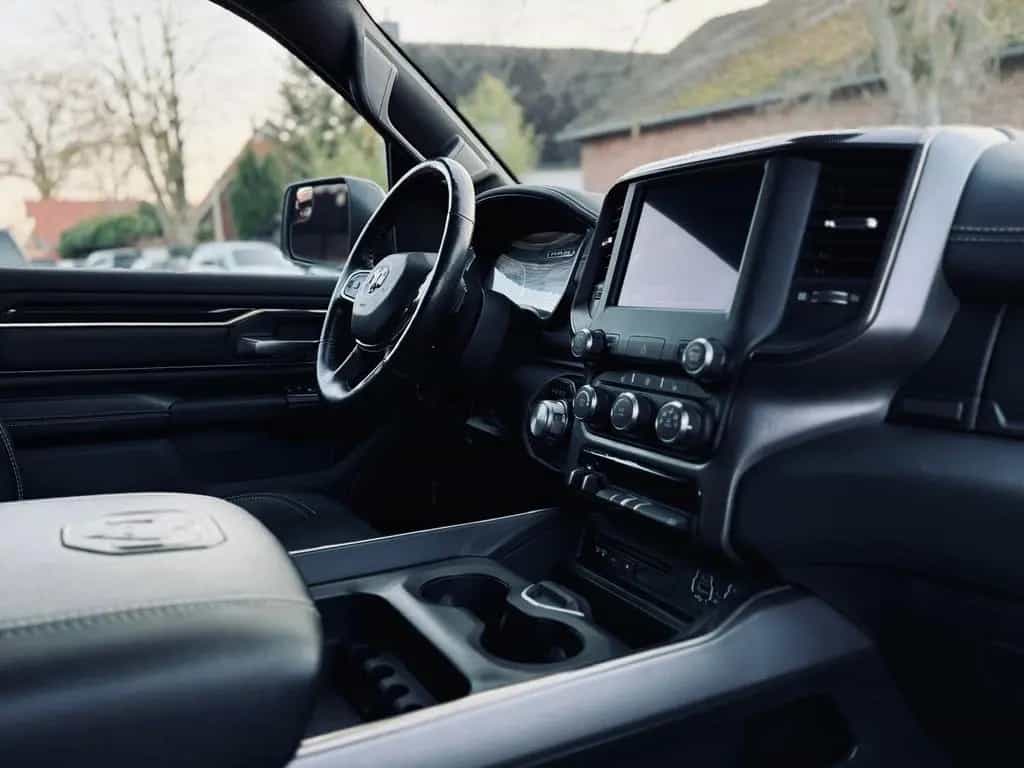 Dodge RAM SPORT*ROLLBAR*OFFROAD*LIFT*AHK*NAVI*4X4*GARANTIE 12/2019-photo-47