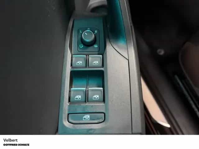 Seat Leon Sportstourer FR-Line 1.5 eTSI DSG Kamera  L 06/2025-photo-11