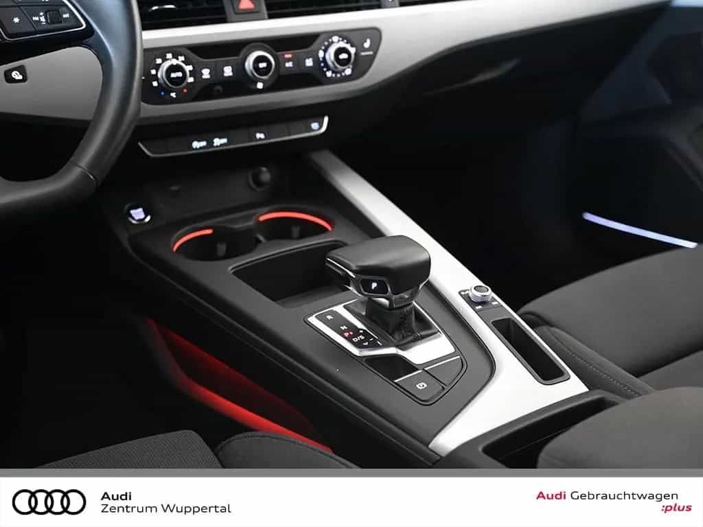 Audi A4 Avant 30 TDI S-LINE AHK B&O PDC VO&HI GRA SHZ 07/2023-photo-12