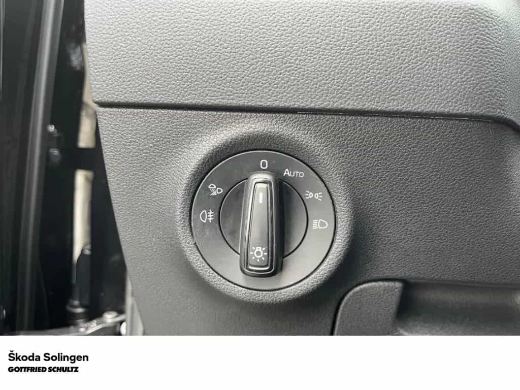 Skoda Karoq 1.5 TSI Sportline DSG   AHK   Pano   Kamer 02/2025-photo-11