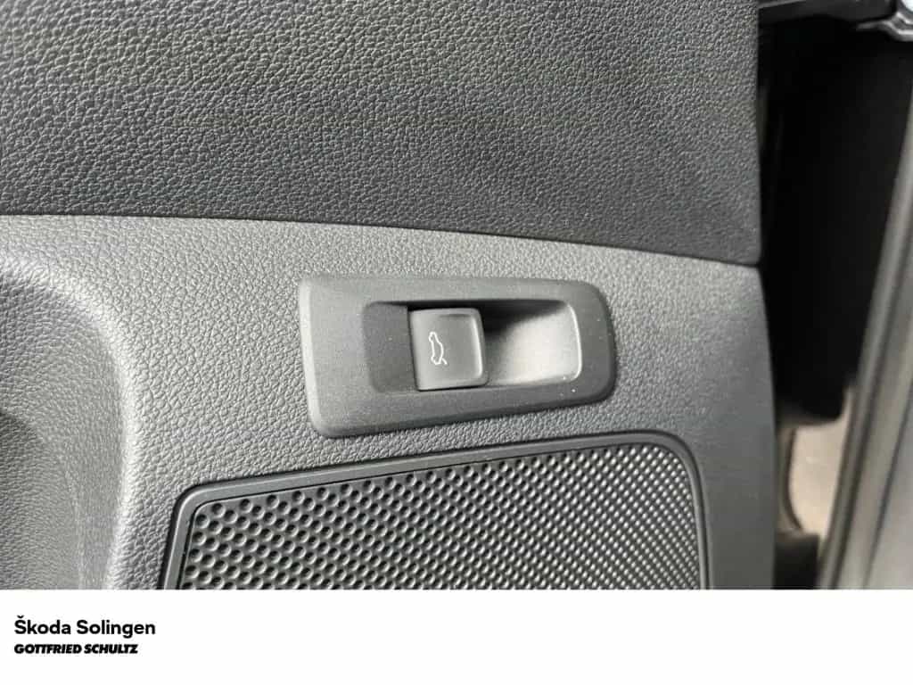 Skoda Karoq 1.5 TSI Sportline DSG   AHK   Pano   Kamer 02/2025-photo-19