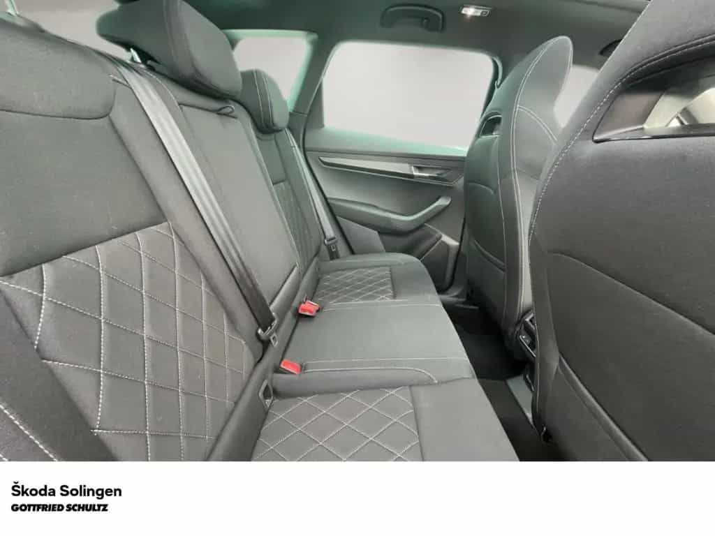 Skoda Karoq 1.5 TSI Sportline DSG   AHK   Pano   Kamer 02/2025-photo-6