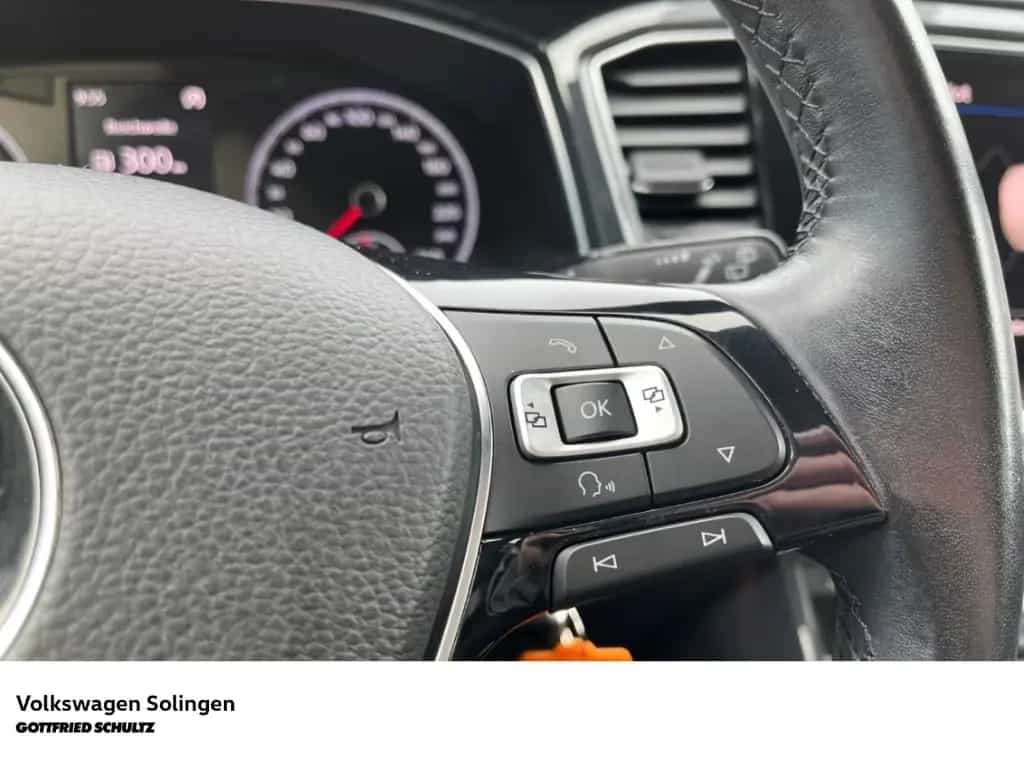 Volkswagen T-Roc 1.5 TSI Sport Pano   Klima   SHZ   PDC   L 07/2018-photo-15