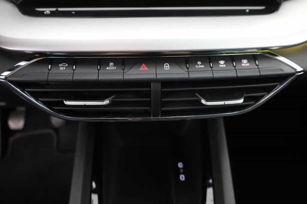 Skoda Octavia 1.5 TSI Style LED Navi ACC Kamera PDC 09/2020-photo-11