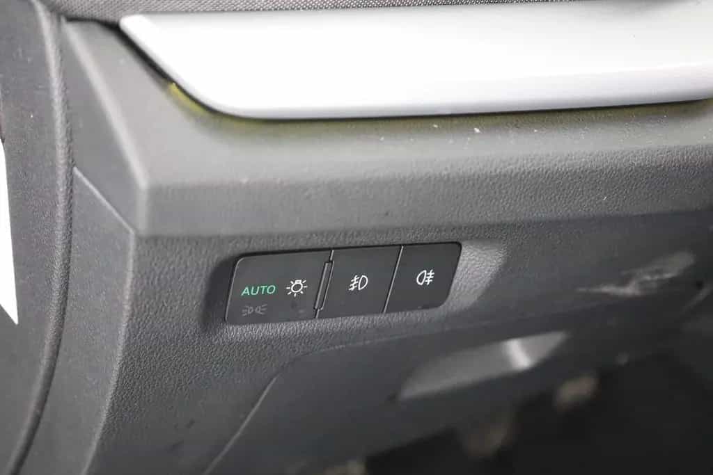 Skoda Octavia 1.5 TSI Style LED Navi ACC Kamera PDC 09/2020-photo-19