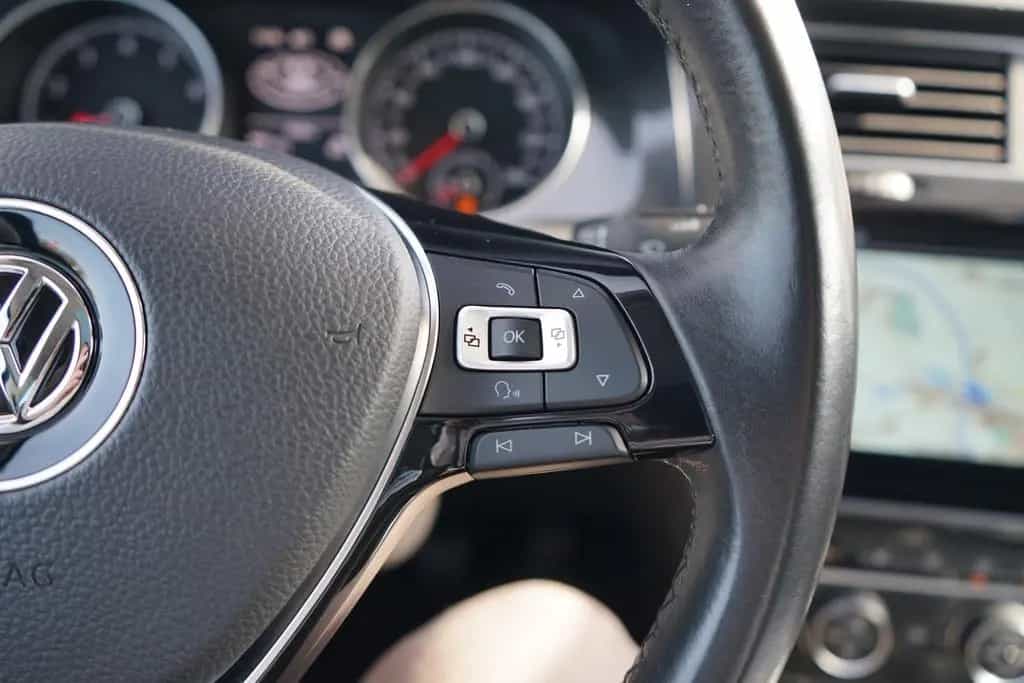 Volkswagen Golf VII Variant 1.4 TSI Allstar Navi ACC Panora 05/2017-photo-26