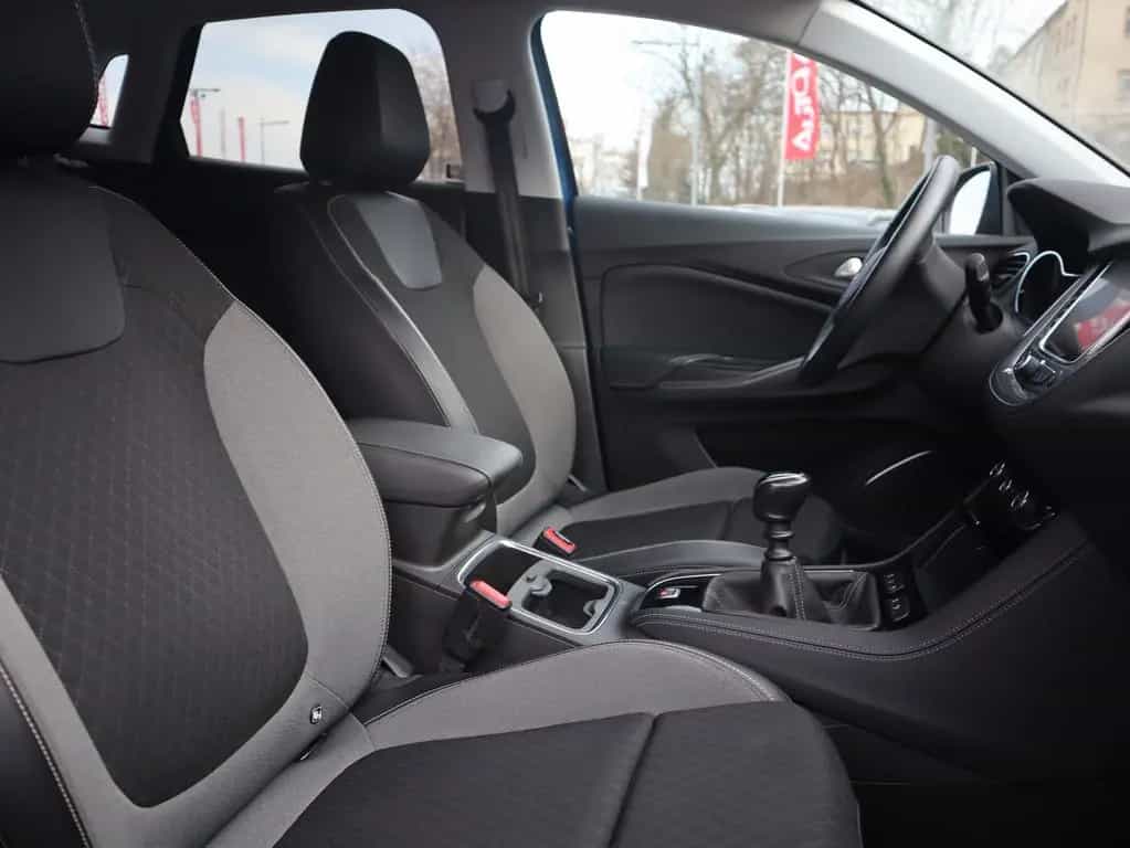 Opel Grandland X 1.2 Navi Totwinkel Keyless-Go USB PD 06/2019-photo-28