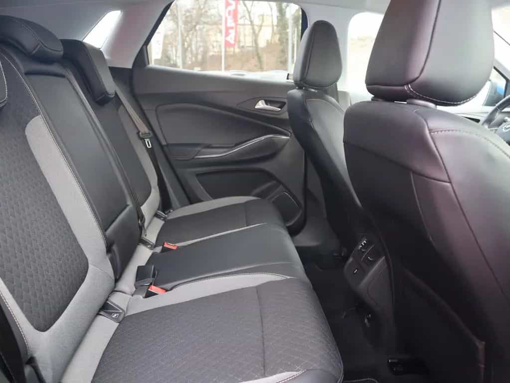 Opel Grandland X 1.2 Navi Totwinkel Keyless-Go USB PD 06/2019-photo-29