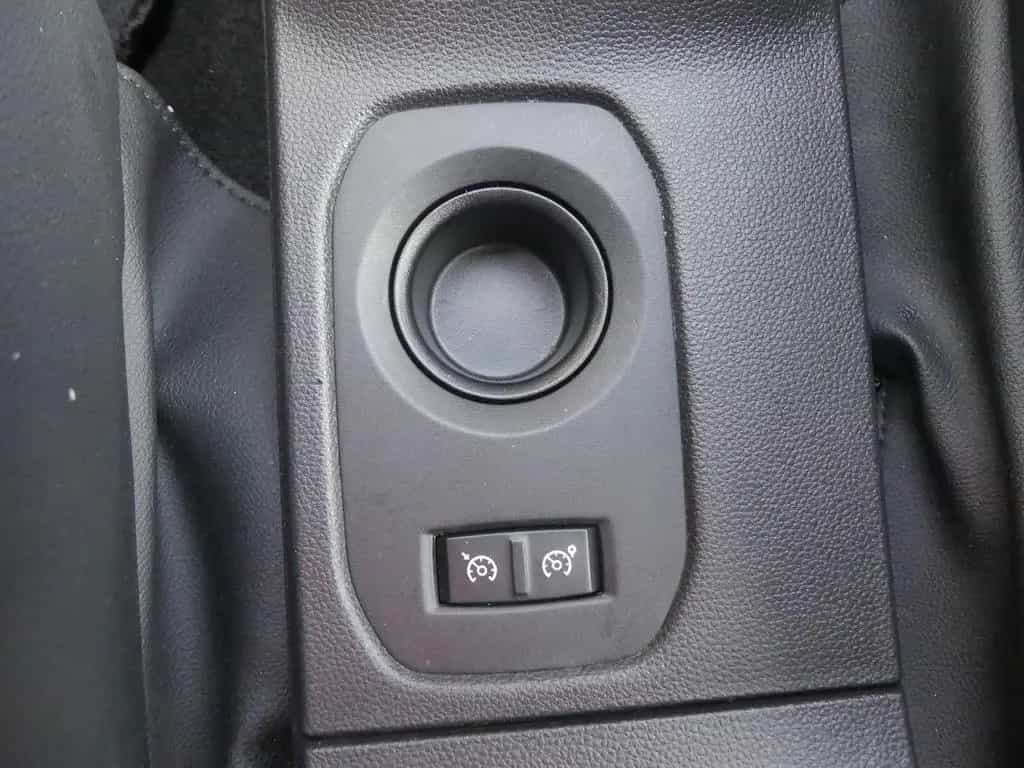 Dacia Duster II 1.3 TCE Prestige Leder Sitzheizung PDC 06/2019-photo-25