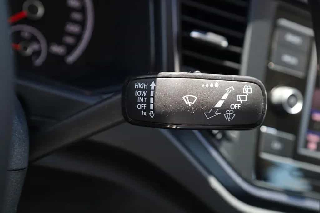 Volkswagen T-Roc 1.0 ACC Klima Spurhalte Bluetooth USB 11/2018-photo-20