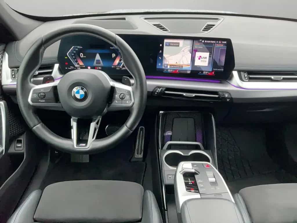 BMW X1 xDrive23i M SPORT LED HUD PANO HIFI 360° KAME 02/2023-photo-13