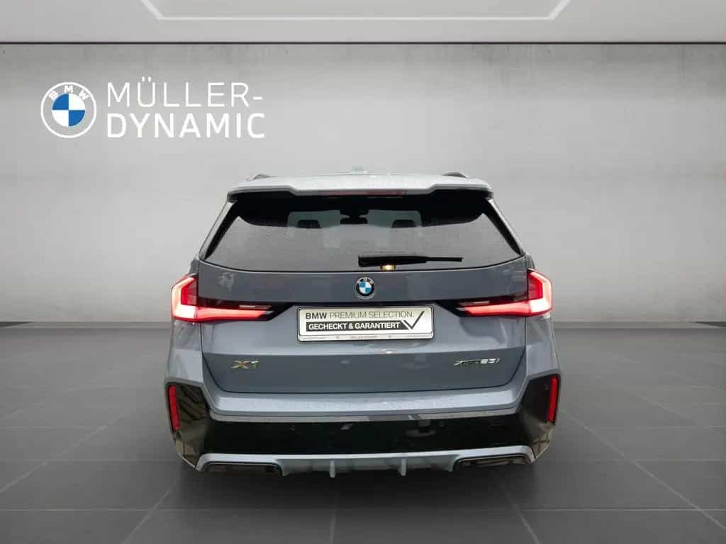 BMW X1 xDrive23i M SPORT LED HUD PANO HIFI 360° KAME 02/2023-photo-3