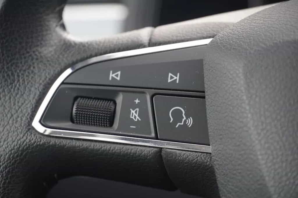 Seat Arona 1.0 TSI Style LED Navi Sitzheizung PDC DAB 06/2021-photo-17