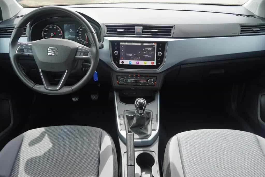 Seat Arona 1.0 TSI Style LED Navi Sitzheizung PDC DAB 06/2021-photo-9