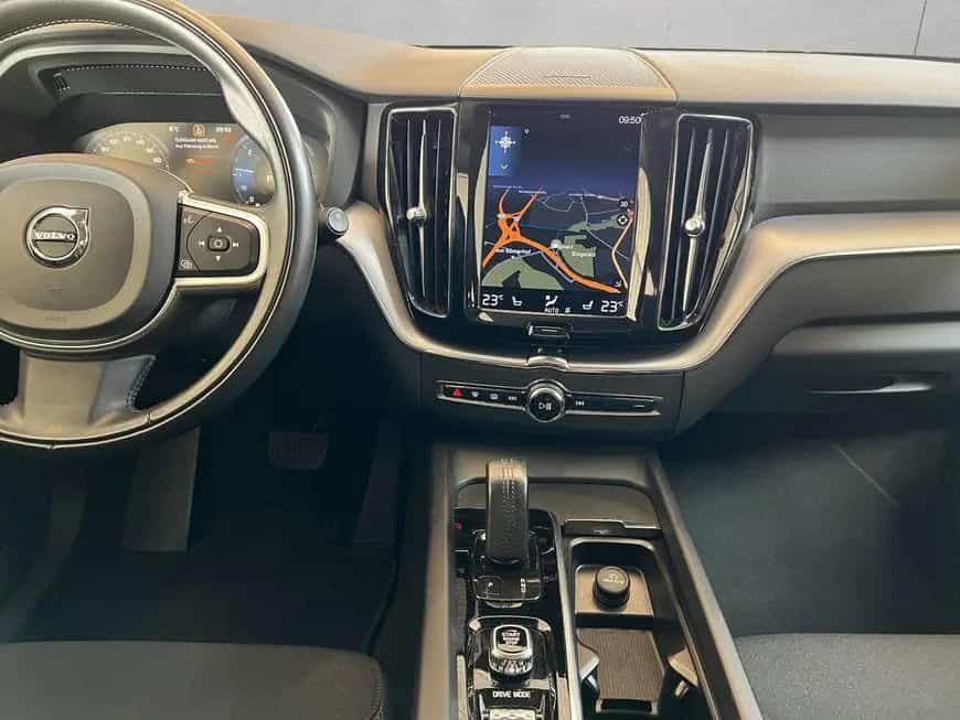 Volvo XC60 B4 AWD Momentum-Pro Aut BLIS 19'' Kamera Vo 12/2020-photo-13