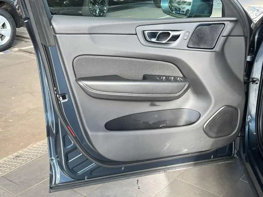 Volvo XC60 B4 AWD Momentum-Pro Aut BLIS 19'' Kamera Vo 12/2020-photo-15