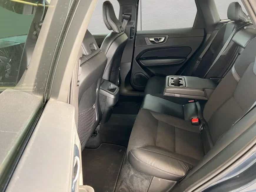 Volvo XC60 B4 AWD Momentum-Pro Aut BLIS 19'' Kamera Vo 12/2020-photo-16