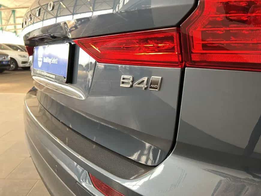 Volvo XC60 B4 AWD Momentum-Pro Aut BLIS 19'' Kamera Vo 12/2020-photo-24