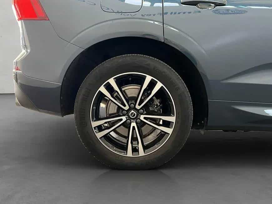 Volvo XC60 B4 AWD Momentum-Pro Aut BLIS 19'' Kamera Vo 12/2020-photo-27