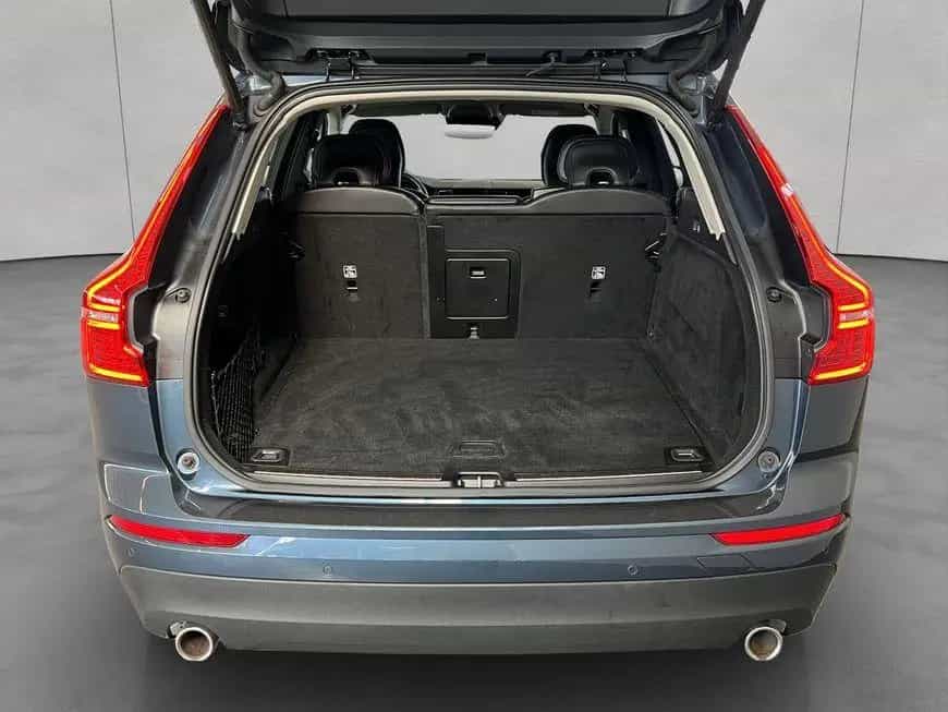 Volvo XC60 B4 AWD Momentum-Pro Aut BLIS 19'' Kamera Vo 12/2020-photo-4