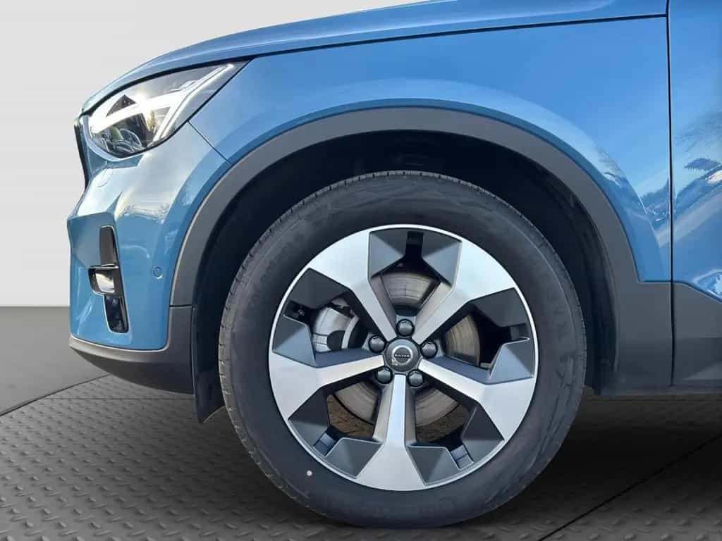 Volvo XC40 B3 Plus Dark/Navi/LED/360Kamera/BLIS/19Zoll 04/2025-photo-16