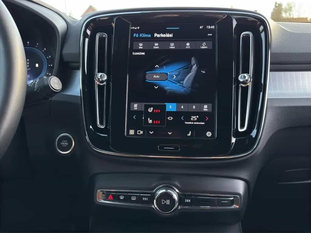 Volvo XC40 B3 Plus Dark/Navi/LED/360Kamera/BLIS/19Zoll 04/2025-photo-23