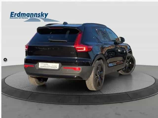 Volvo XC40 B3 Plus Black Edition/Navi/LED/360K/20Zoll 04/2025-photo-3