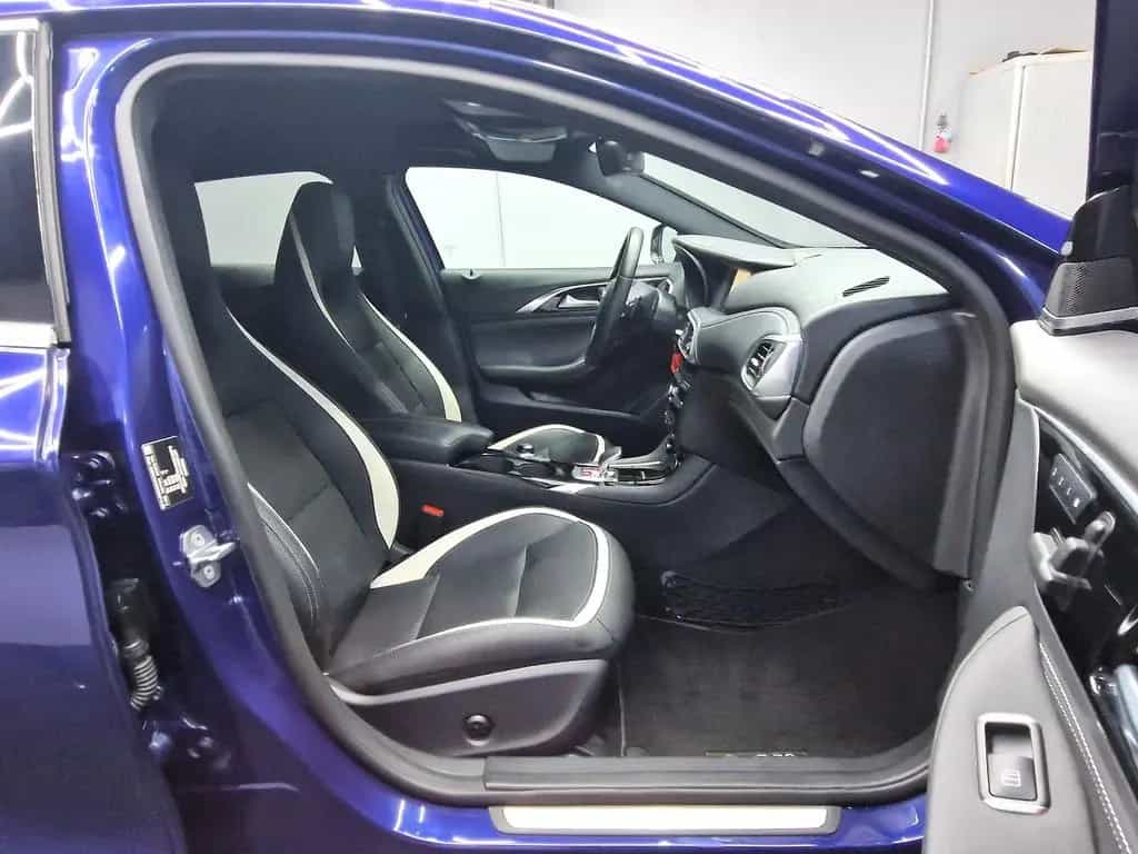 Infiniti Q30 S 2.0 Turbo Sport Tech 4WD|AUTOM|LEDER|PANO 12/2019-photo-10