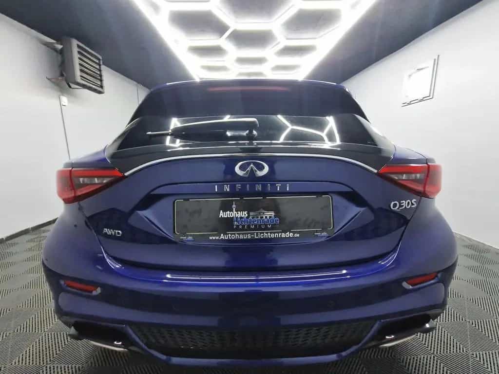Infiniti Q30 S 2.0 Turbo Sport Tech 4WD|AUTOM|LEDER|PANO 12/2019-photo-20