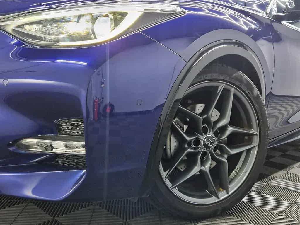 Infiniti Q30 S 2.0 Turbo Sport Tech 4WD|AUTOM|LEDER|PANO 12/2019-photo-22