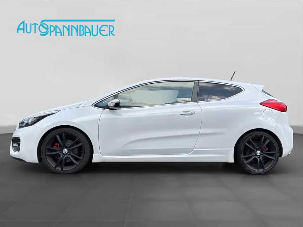 Kia Ceed GT-Track 04/2015-photo-1