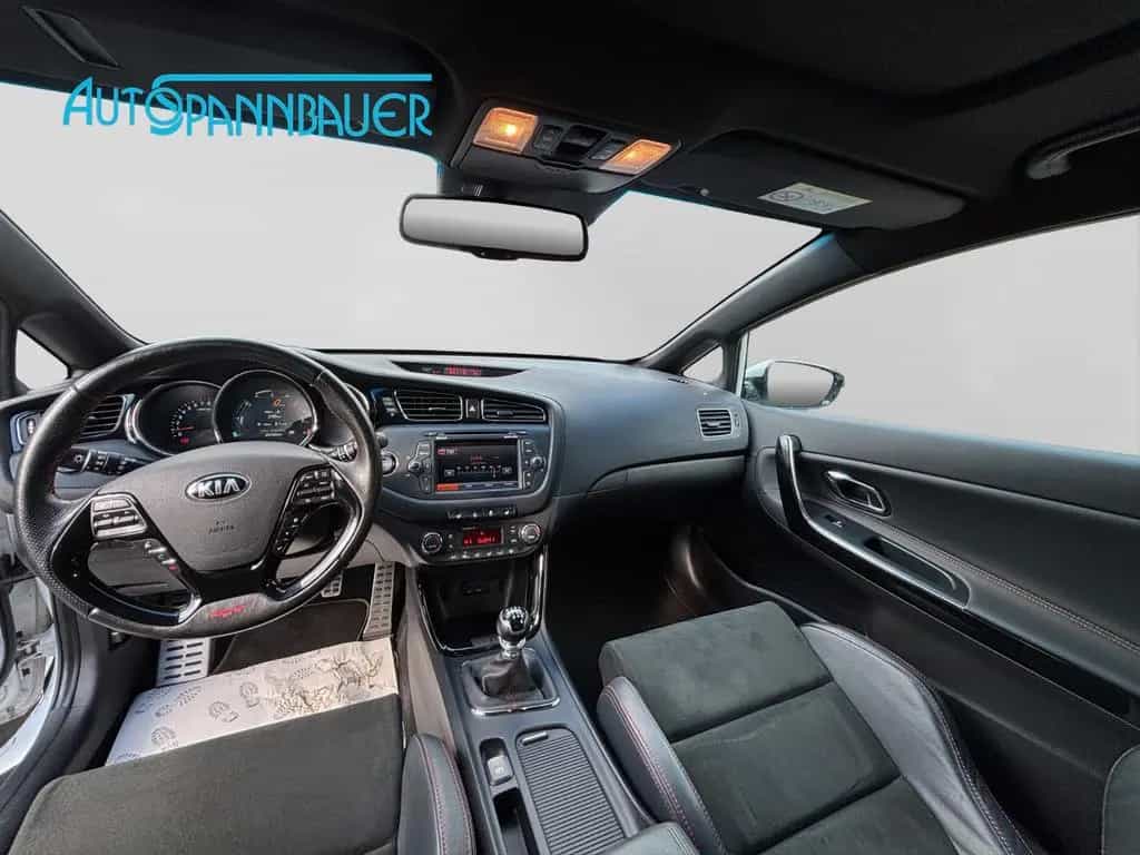 Kia Ceed GT-Track 04/2015-photo-13