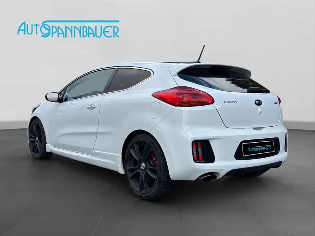 Kia Ceed GT-Track 04/2015-photo-2