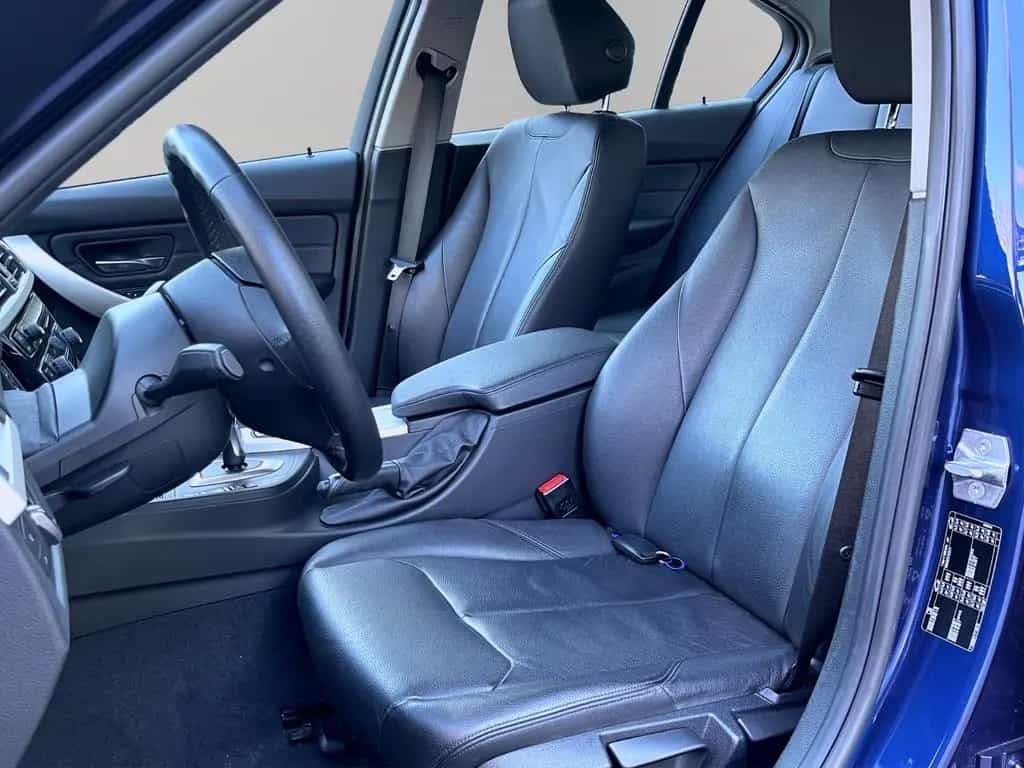 BMW 3 Series 330i 2,0 AUTOMATIK LEDER LED SCHECKHEFT GARANTIE 09/2018-photo-10