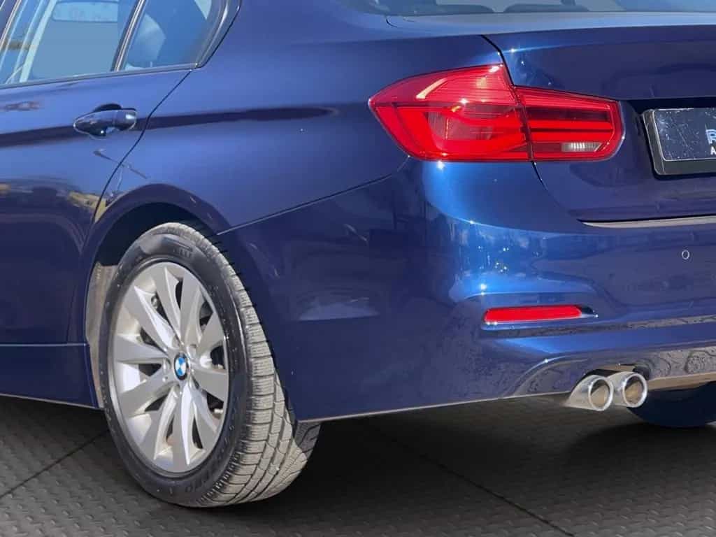 BMW 3 Series 330i 2,0 AUTOMATIK LEDER LED SCHECKHEFT GARANTIE 09/2018-photo-30